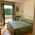 Torre Del Gallo Hotel Ripatransone