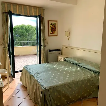 Torre Del Gallo Hotel Ripatransone